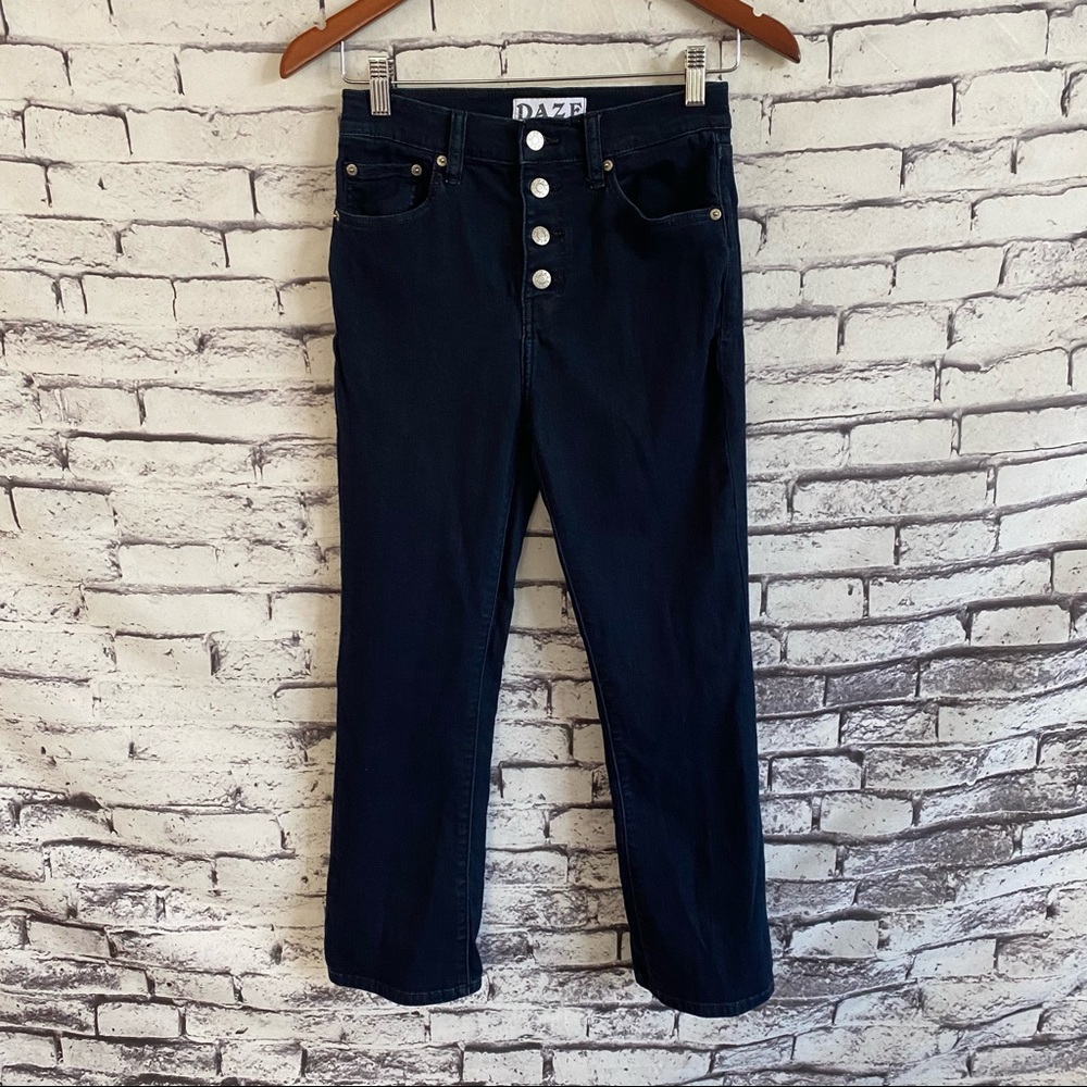 Daze 4 Button Hi Rise Crop Flare Jeans SZ 26